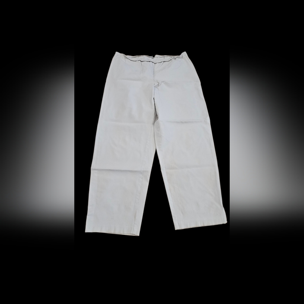 Eileen Fisher Off White Capri Zipper Side Pants